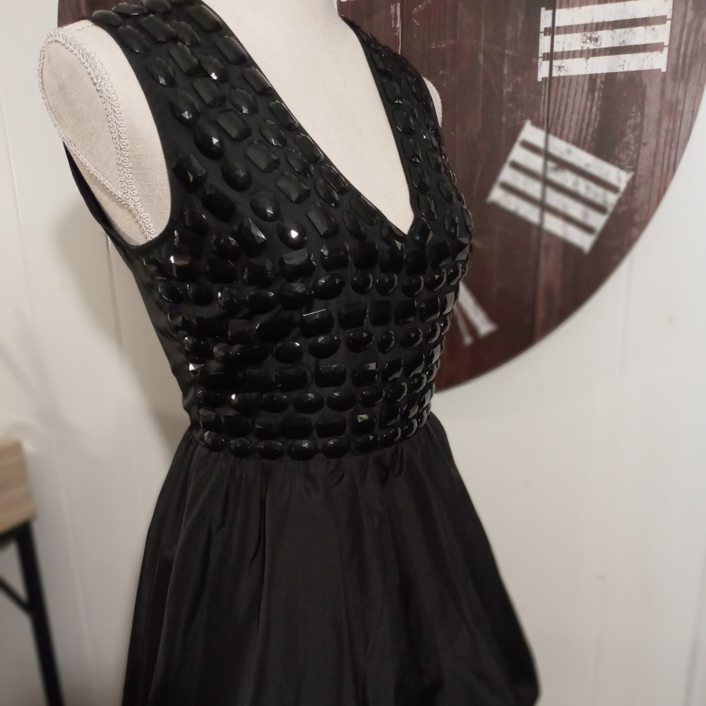 GiGi Florence Black Dress - Picture 2 of 9